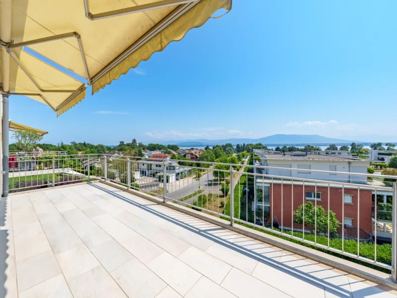 Appartement de 4.5 pièces avec vue lac à Coppet