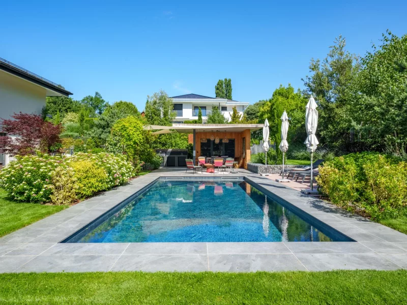 Splendide villa avec piscine à Chigny proche de Morges